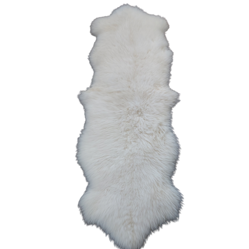 Dwie skóry zszywane, w kolorze białym Skóry Owcze Zszywane Producent owczych skór dekoracyjnych | Tannery Sheepskin | KalSkór