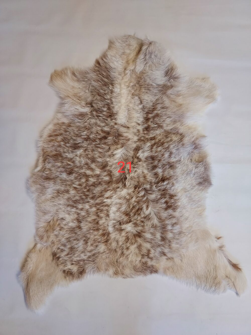 Decorative goat skin Decorative skins Producent owczych skór dekoracyjnych | Tannery Sheepskin | KalSkór 15