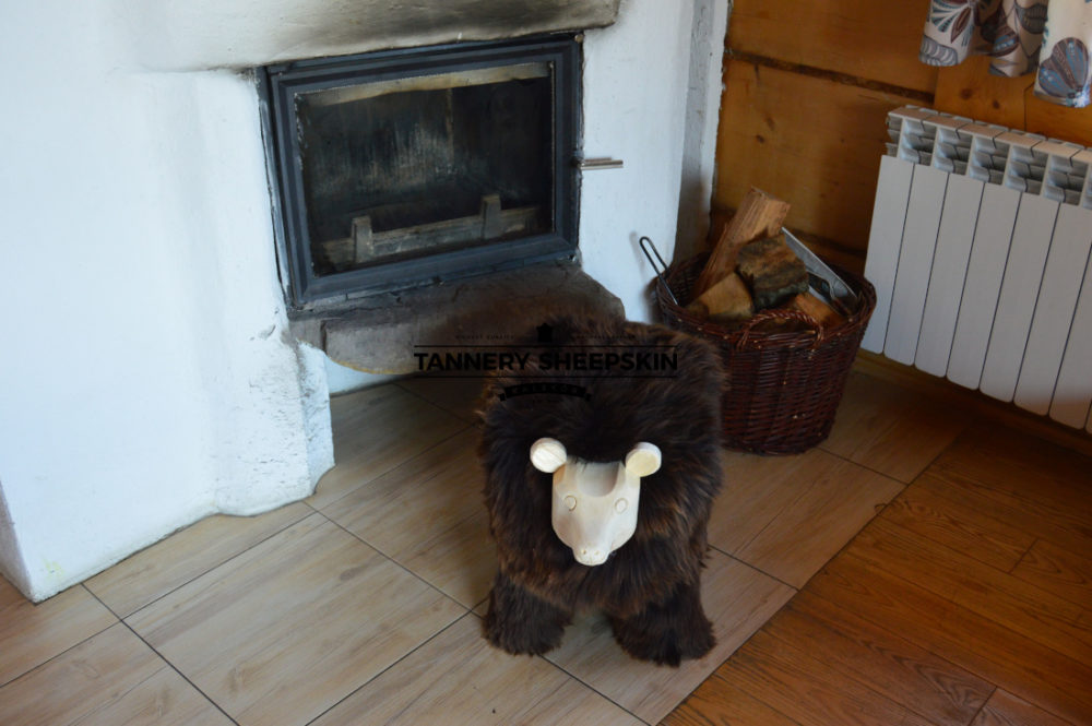 Sheepskin “Bear” Decorations Producent owczych skór dekoracyjnych | Tannery Sheepskin | KalSkór 4