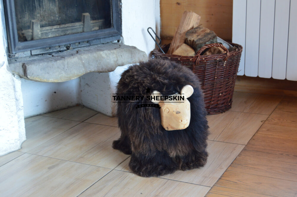 Sheepskin “Bear” Accessories Producent owczych skór dekoracyjnych | Tannery Sheepskin | KalSkór 7