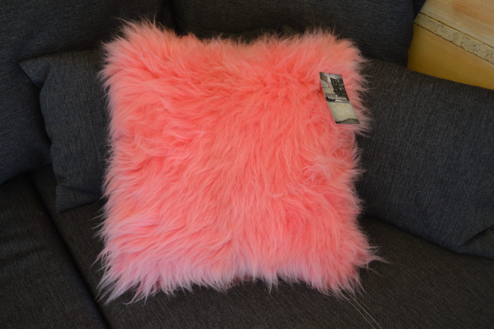 One sided sheepskin pillow pillows Producent owczych skór dekoracyjnych | Tannery Sheepskin | KalSkór 8