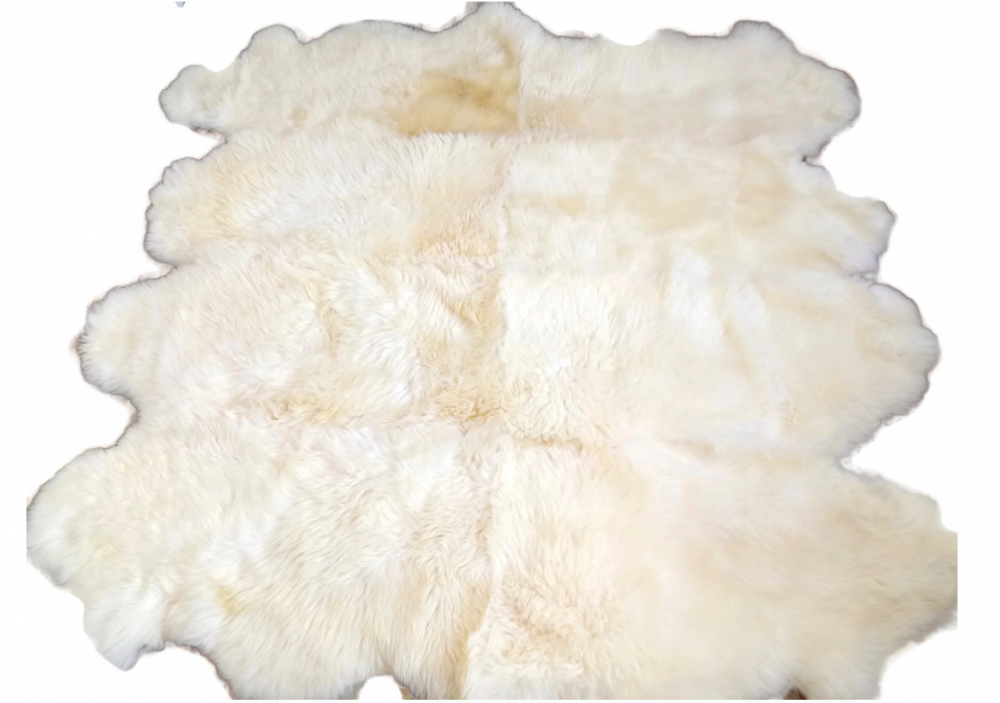 Osiem skór zszywanych, w kolorze białym Skóry Owcze Zszywane Producent owczych skór dekoracyjnych | Tannery Sheepskin | KalSkór