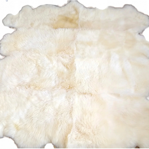 Eight stitched sheepskins, white Stitched sheepskins Producent owczych skór dekoracyjnych | Tannery Sheepskin | KalSkór
