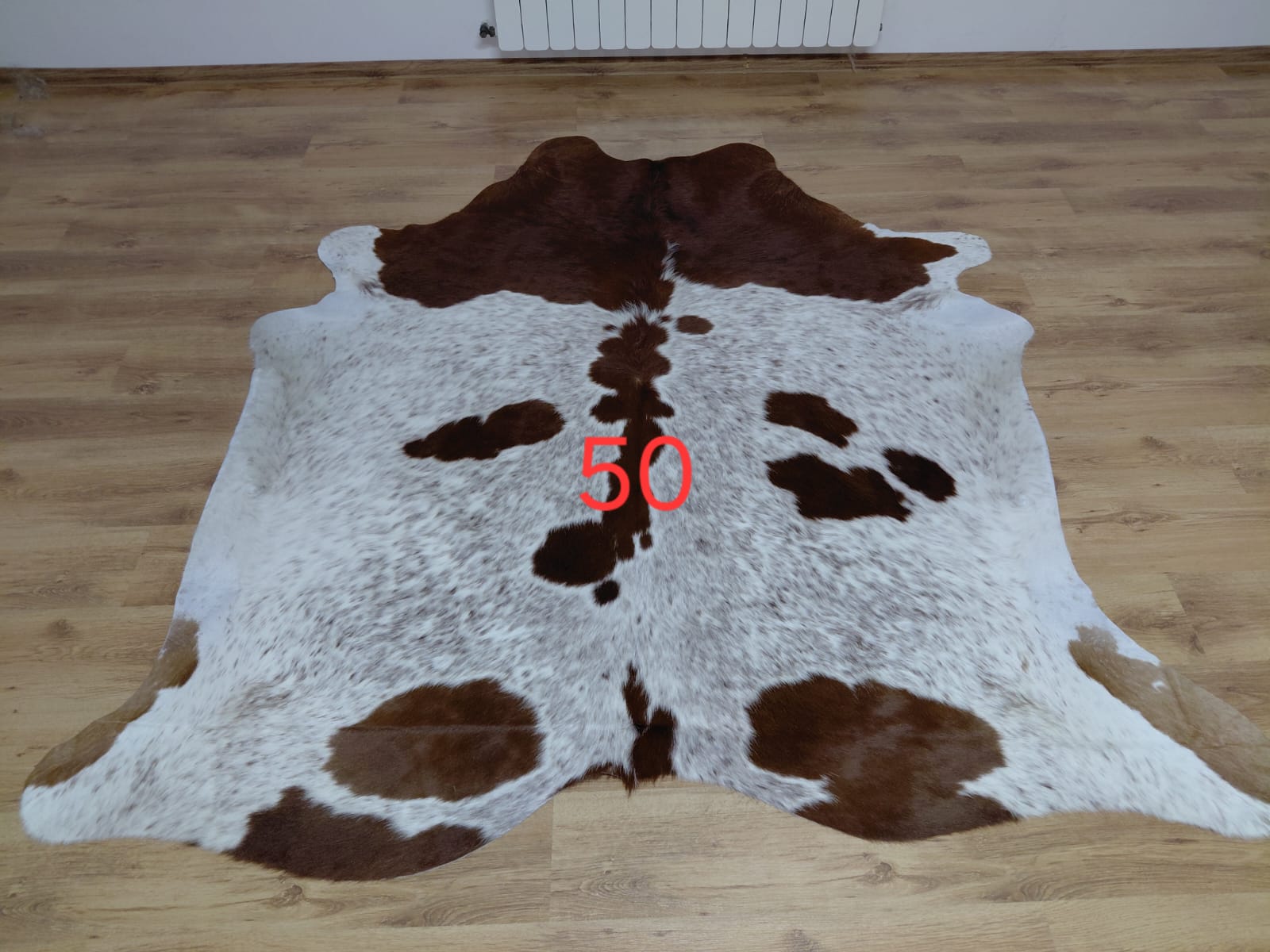 Dekoracyjna skóra z krowy argentyńskiej Skóry dekoracyjne Producent owczych skór dekoracyjnych | Tannery Sheepskin | KalSkór 3 Dekoracyjna skóra z krowy argentyńskiej Skóry dekoracyjne Producent owczych skór dekoracyjnych | Tannery Sheepskin | KalSkór 3