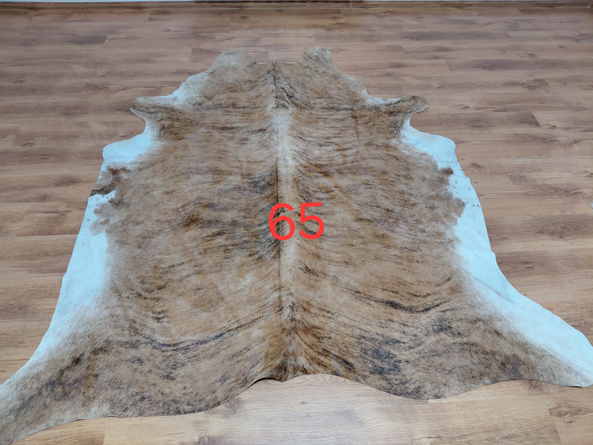 Dekoracyjna skóra z krowy argentyńskiej Skóry dekoracyjne Producent owczych skór dekoracyjnych | Tannery Sheepskin | KalSkór 18 Dekoracyjna skóra z krowy argentyńskiej Skóry dekoracyjne Producent owczych skór dekoracyjnych | Tannery Sheepskin | KalSkór 18