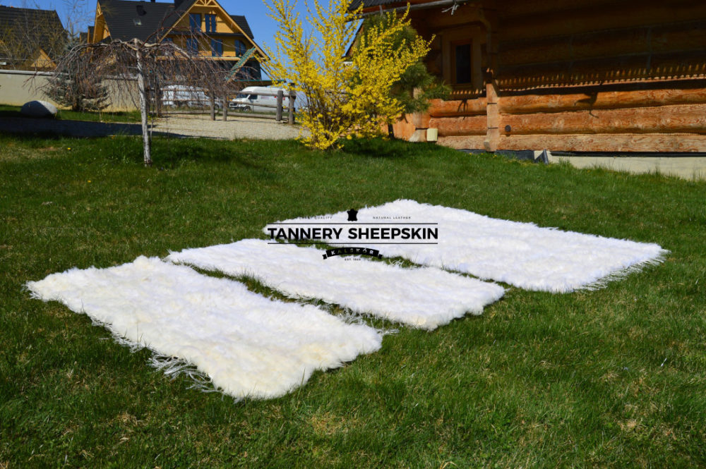 Set de couvre-lits en peau de mouton tissée blanc Dywany i narzuty Producent owczych skór dekoracyjnych | Tannery Sheepskin | KalSkór 3