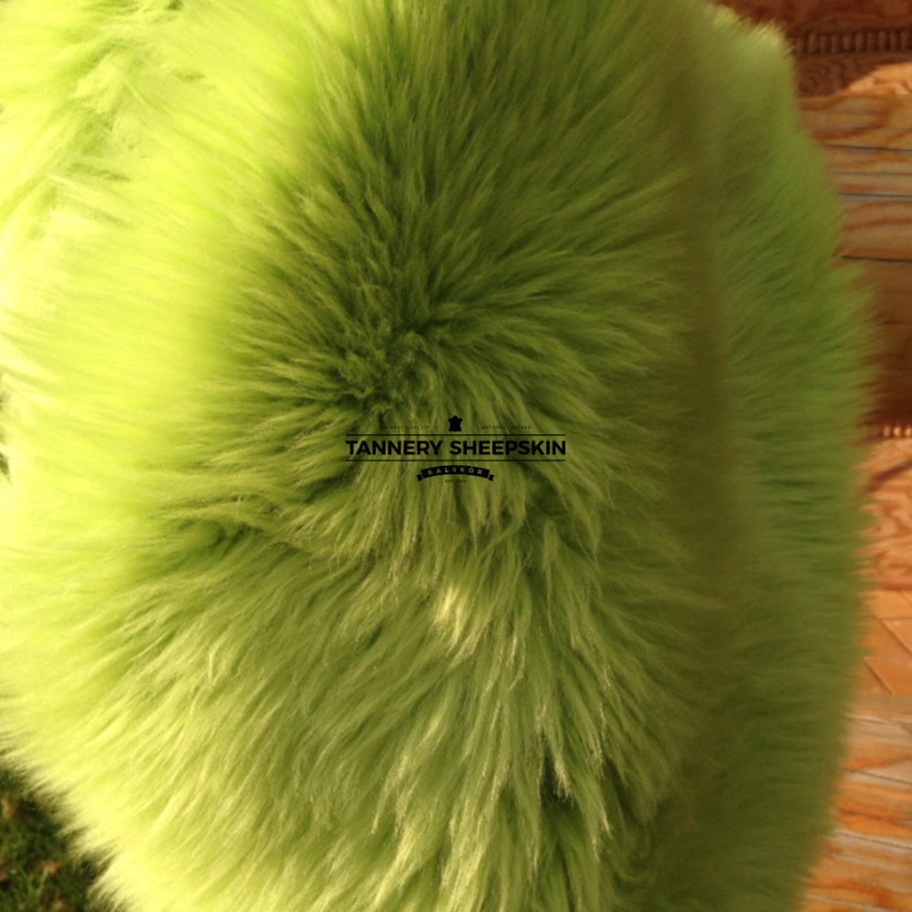 Schapenvacht Appelgroen geverfd Skóry owcze w kolorach farbowanych Producent owczych skór dekoracyjnych | Tannery Sheepskin | KalSkór 3
