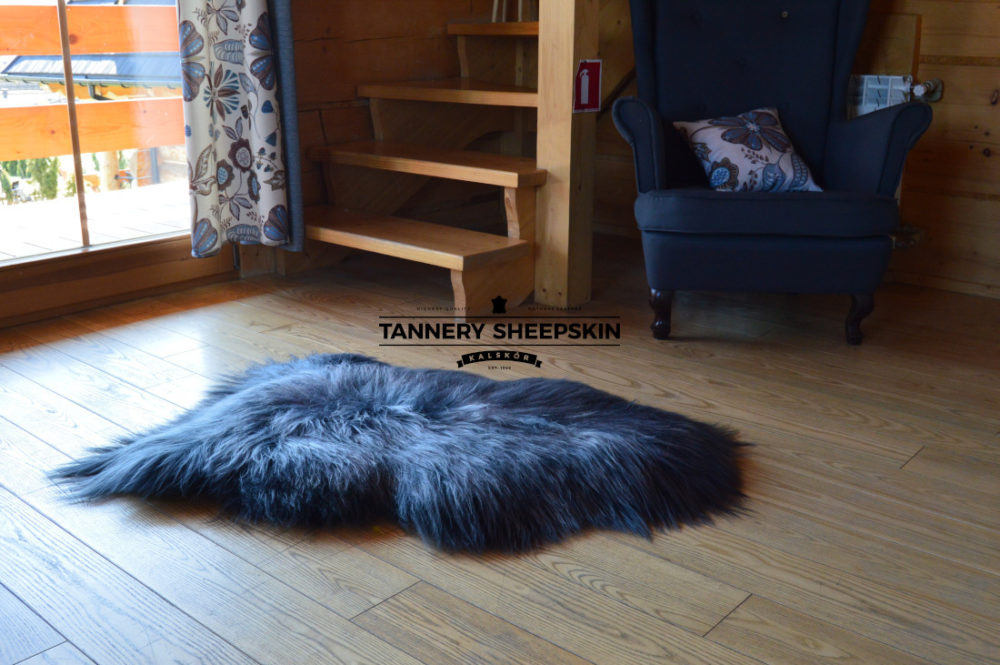 Sheep Leather “Island” Graphite island dyed Producent owczych skór dekoracyjnych | Tannery Sheepskin | KalSkór 4