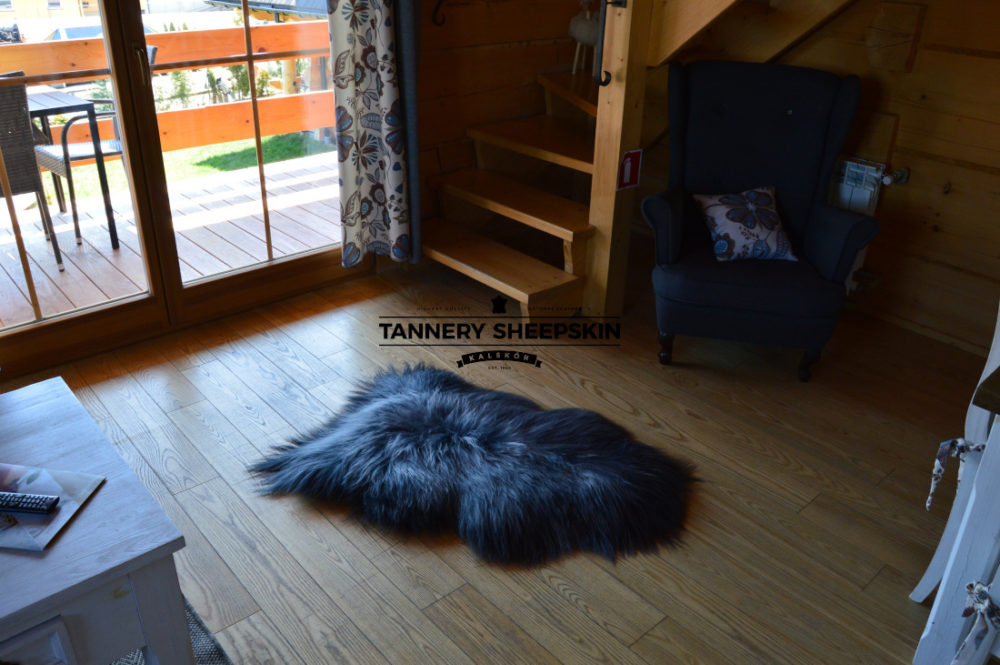 Sheep Leather “Island” Graphite island dyed Producent owczych skór dekoracyjnych | Tannery Sheepskin | KalSkór 5