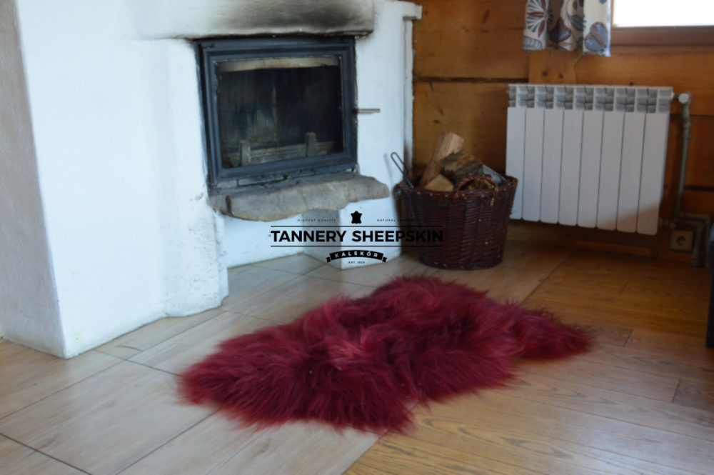 Sheepskin “Island” Claret island dyed Producent owczych skór dekoracyjnych | Tannery Sheepskin | KalSkór 5
