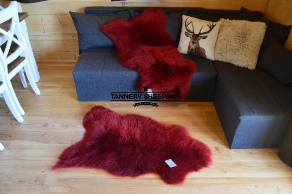 Claret dyed sheepskins dyed sheepskins Producent owczych skór dekoracyjnych | Tannery Sheepskin | KalSkór 5