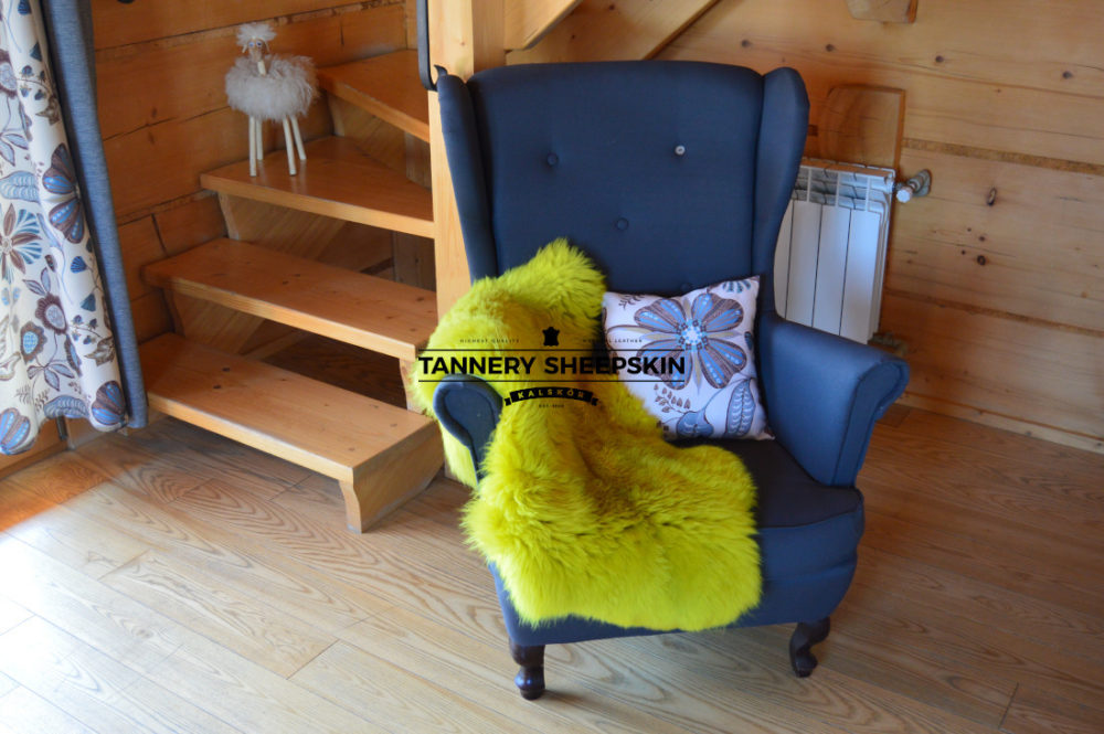 Yellow Dyed Sheepskins dyed sheepskins Producent owczych skór dekoracyjnych | Tannery Sheepskin | KalSkór 4