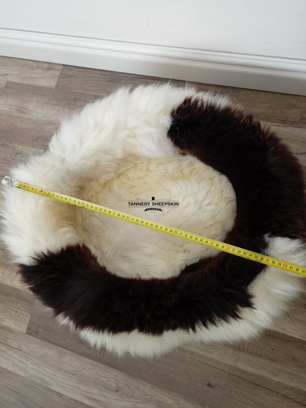 Natural Dog or Cat Bed Sheepskin Accessories Producent owczych skór dekoracyjnych | Tannery Sheepskin | KalSkór 4