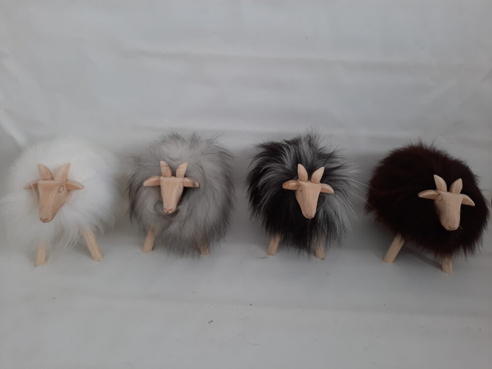 Small Sheep Decorative Accessories Producent owczych skór dekoracyjnych | Tannery Sheepskin | KalSkór 5