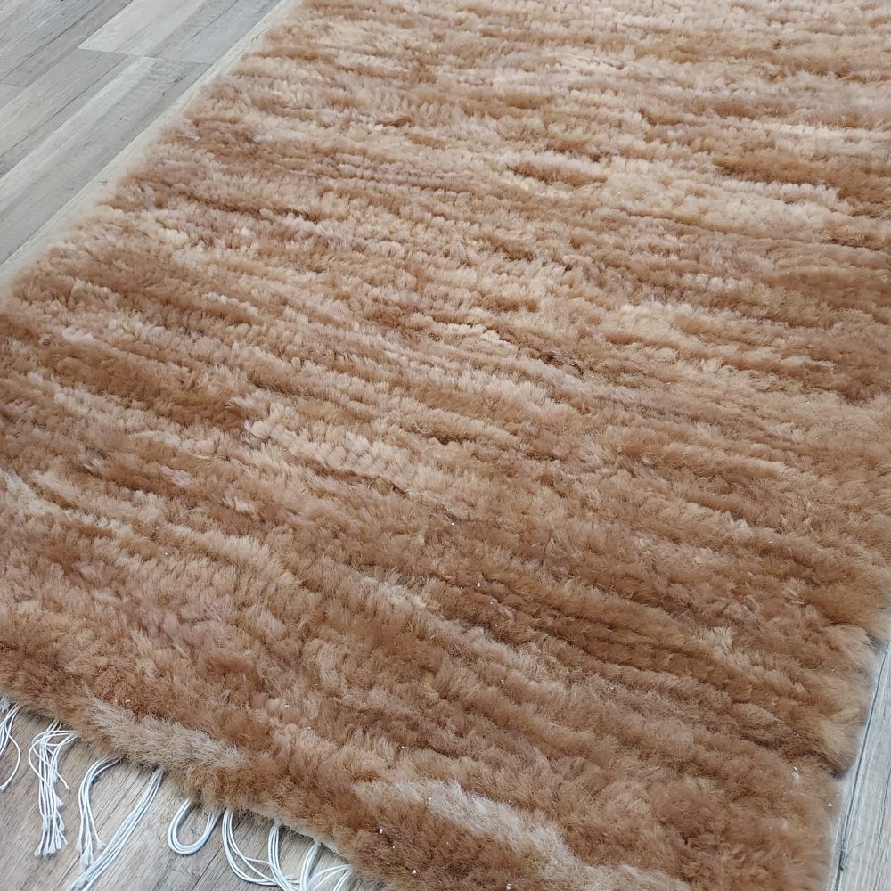 Handmade Woven Sheepskin light brown Carpets and bedspreads Producent owczych skór dekoracyjnych | Tannery Sheepskin | KalSkór 4