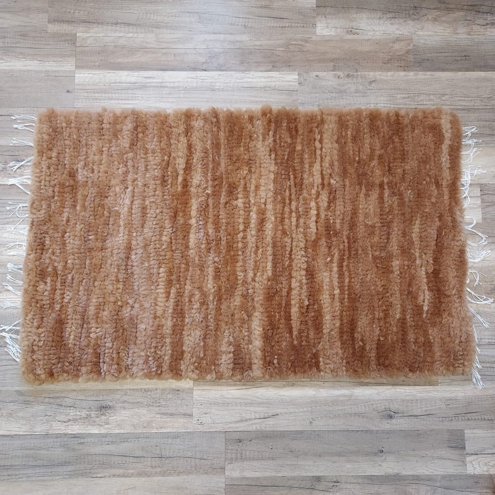 Handmade Woven Sheepskin light brown Carpets and bedspreads Producent owczych skór dekoracyjnych | Tannery Sheepskin | KalSkór 5