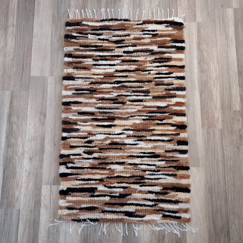 Handmade Woven Sheepskin mix color Carpets and bedspreads Producent owczych skór dekoracyjnych | Tannery Sheepskin | KalSkór 2