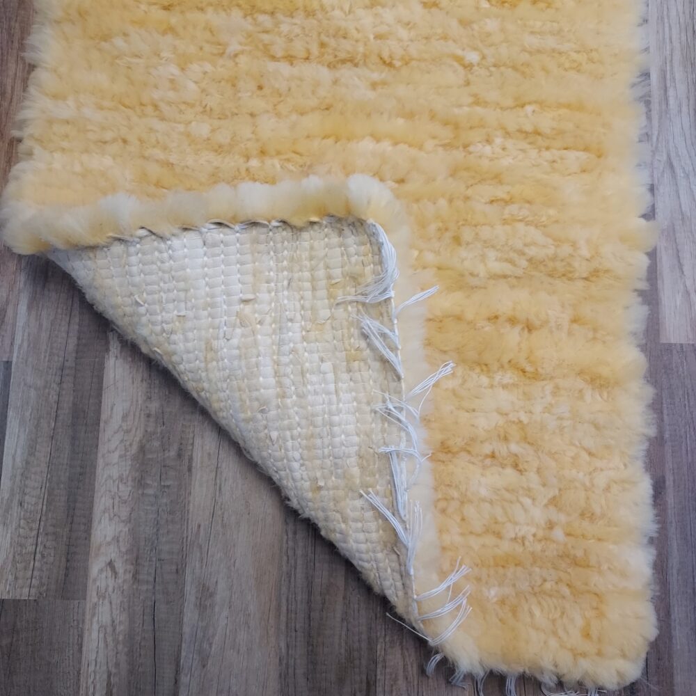 Handmade Woven Sheepskin Relugan Medical Carpets and bedspreads Producent owczych skór dekoracyjnych | Tannery Sheepskin | KalSkór 3