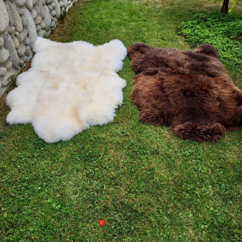 Bearskin Sheepskin Natural Rug Carpets and bedspreads Producent owczych skór dekoracyjnych | Tannery Sheepskin | KalSkór 9