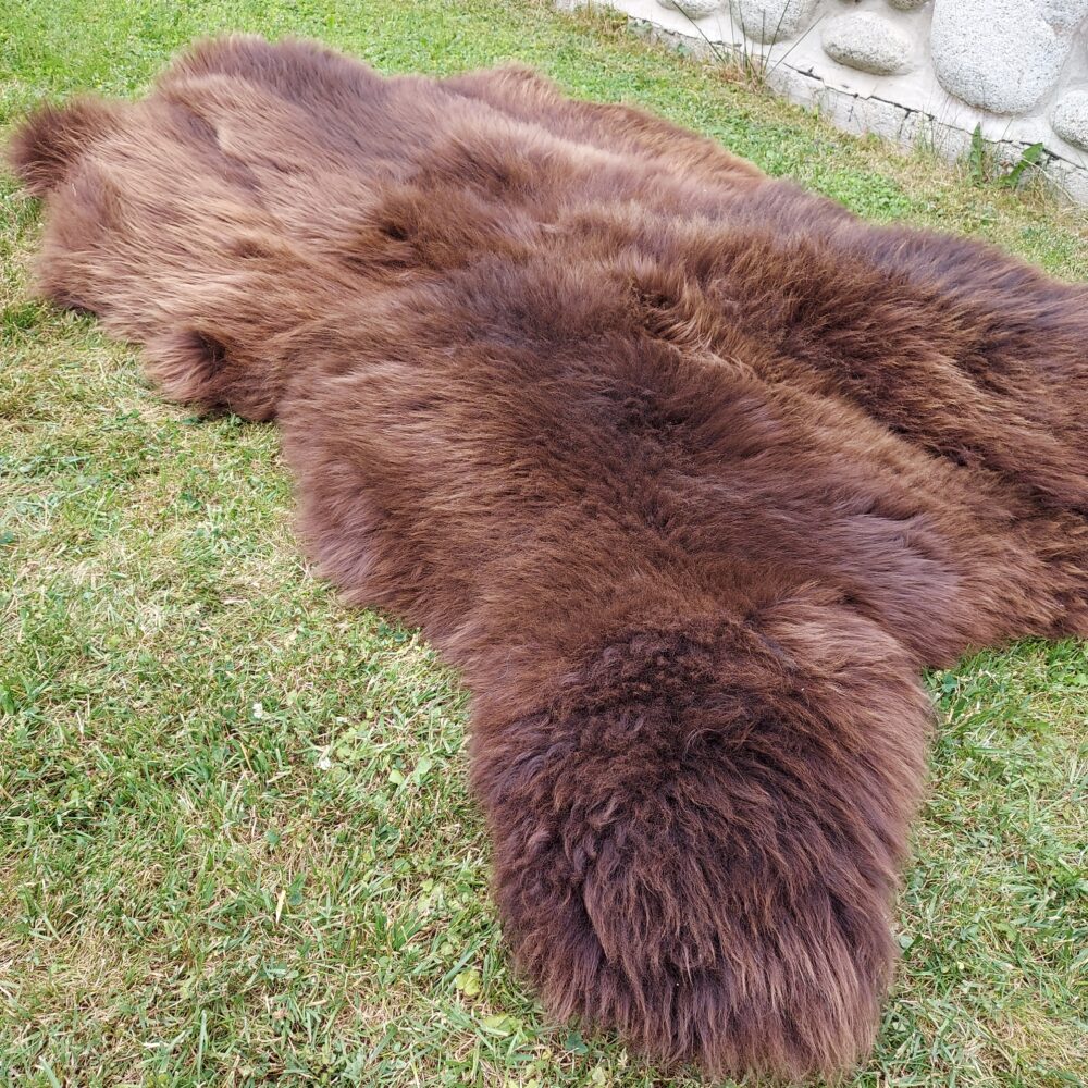 Bearskin Sheepskin Natural Rug Carpets and bedspreads Producent owczych skór dekoracyjnych | Tannery Sheepskin | KalSkór 7