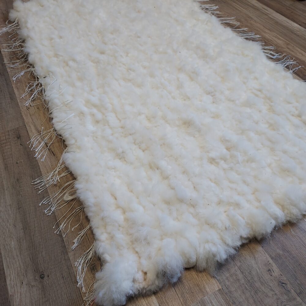 Dywanik Tkany Ręcznie Biały 100×60 cm PROMOCJA !! Wyprzedaż Producent owczych skór dekoracyjnych | Tannery Sheepskin | KalSkór 4