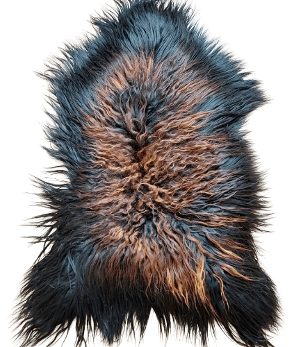 Sheepskin Island Fire Black Red Chestnut Curly Hair colours island Producent owczych skór dekoracyjnych | Tannery Sheepskin | KalSkór