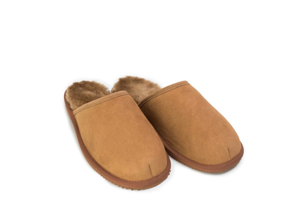 Men’s slippers Caldor Classic Sand Accessories Producent owczych skór dekoracyjnych | Tannery Sheepskin | KalSkór 2