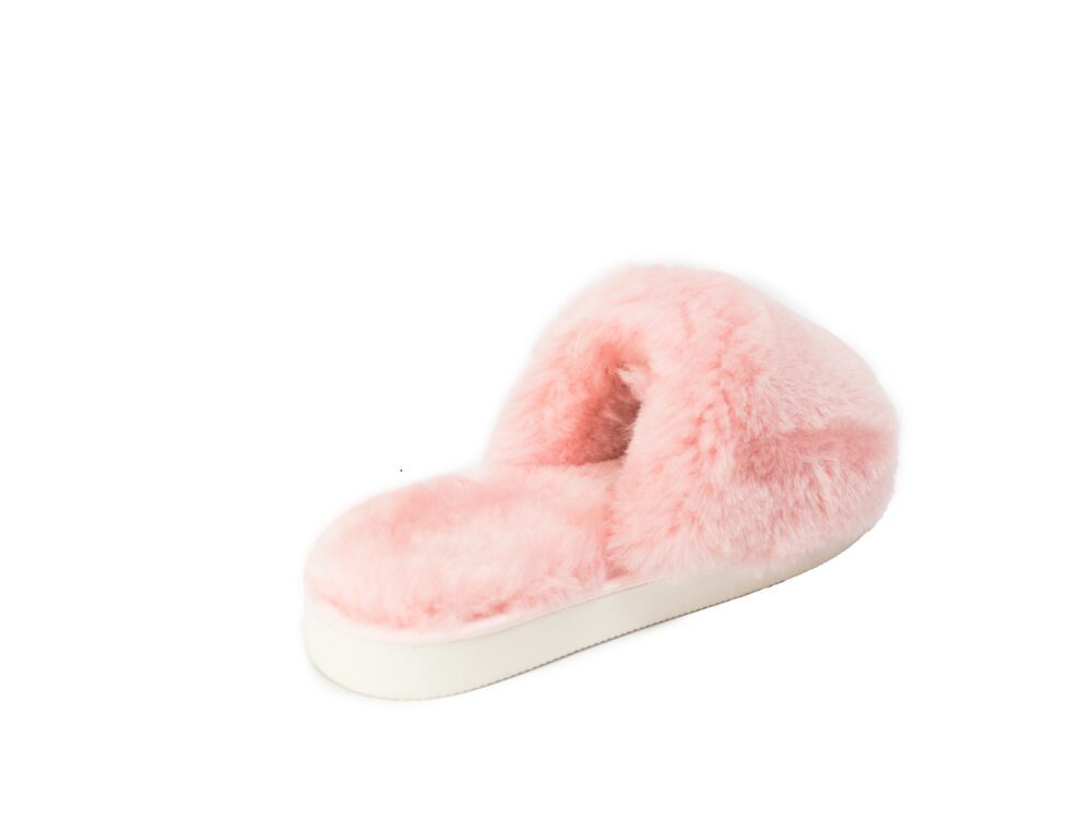 Slippers Emu Pink Accessories Producent owczych skór dekoracyjnych | Tannery Sheepskin | KalSkór 4