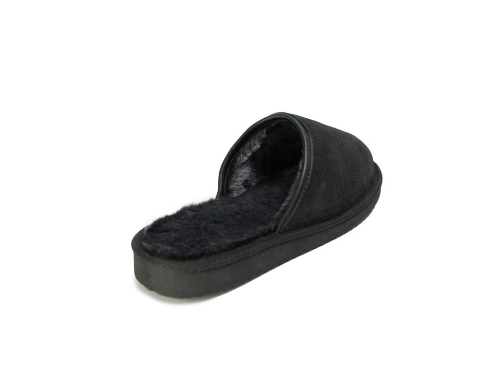 Men’s slippers Caldor Black Accessories Producent owczych skór dekoracyjnych | Tannery Sheepskin | KalSkór 4