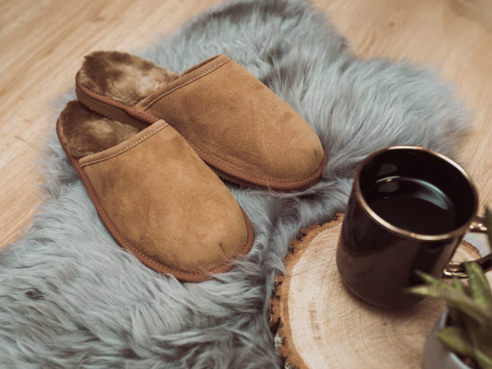 Men’s slippers Caldor Classic Sand Accessories Producent owczych skór dekoracyjnych | Tannery Sheepskin | KalSkór 6