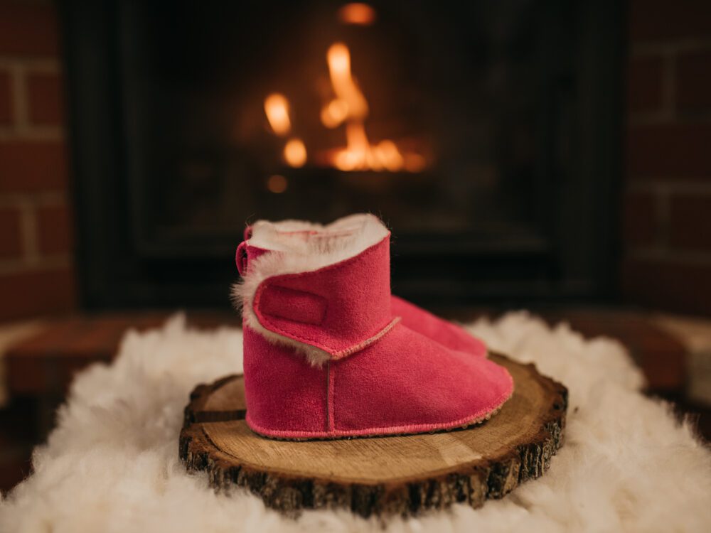 Children’s Slippers Toddler Pink For Children Producent owczych skór dekoracyjnych | Tannery Sheepskin | KalSkór 8