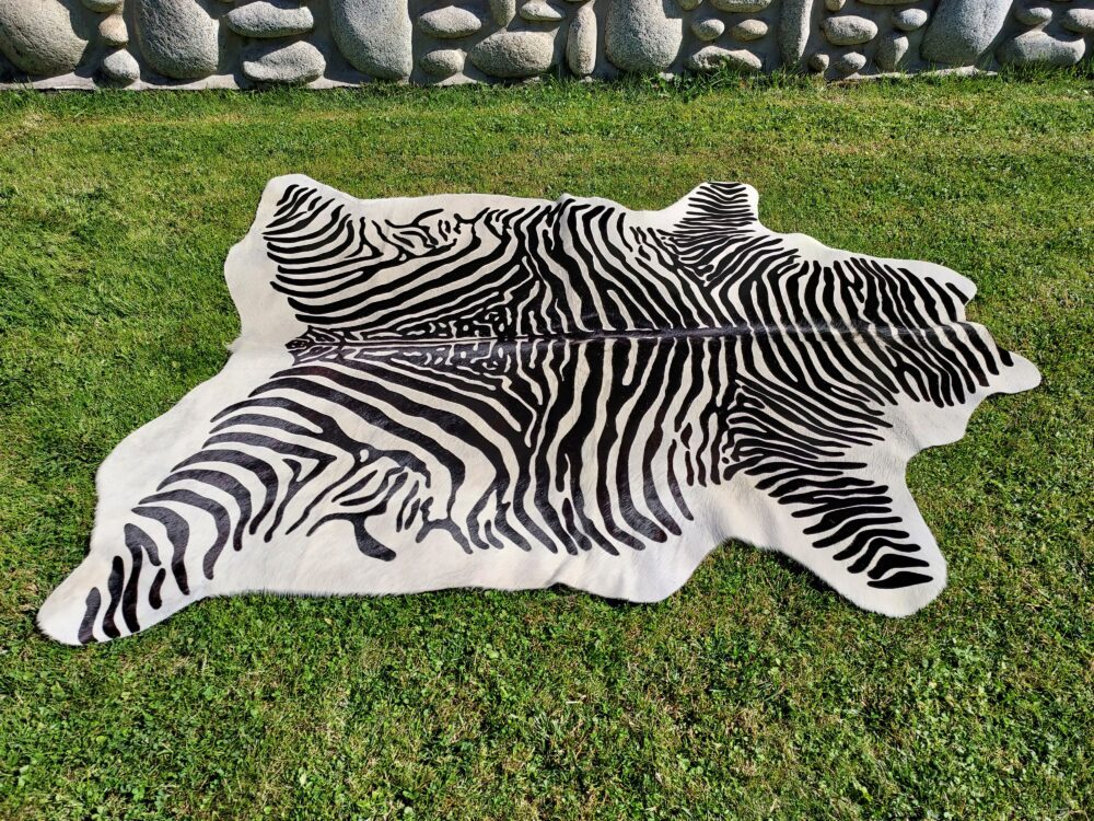 Zebra Leather Natural Zebra Leather Cattle Leather Zebra Pattern Decorative skins Producent owczych skór dekoracyjnych | Tannery Sheepskin | KalSkór 5