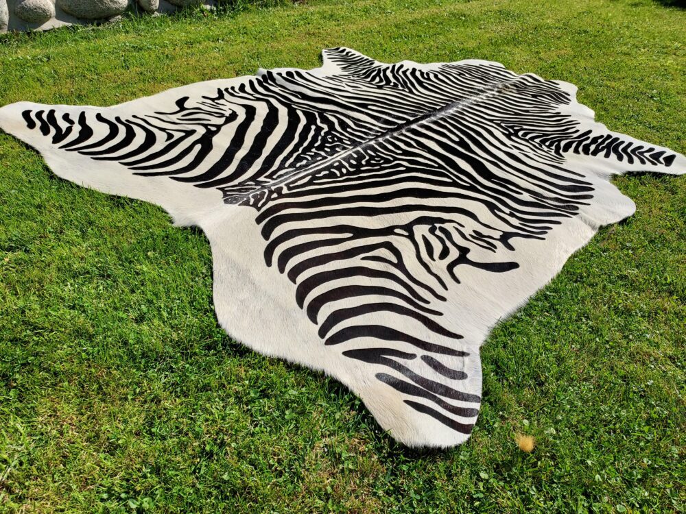 Zebra Leather Natural Zebra Leather Cattle Leather Zebra Pattern Decorative skins Producent owczych skór dekoracyjnych | Tannery Sheepskin | KalSkór 2
