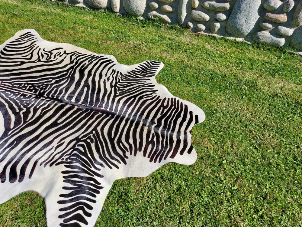 Zebra Leather Natural Zebra Leather Cattle Leather Zebra Pattern Decorative skins Producent owczych skór dekoracyjnych | Tannery Sheepskin | KalSkór 10