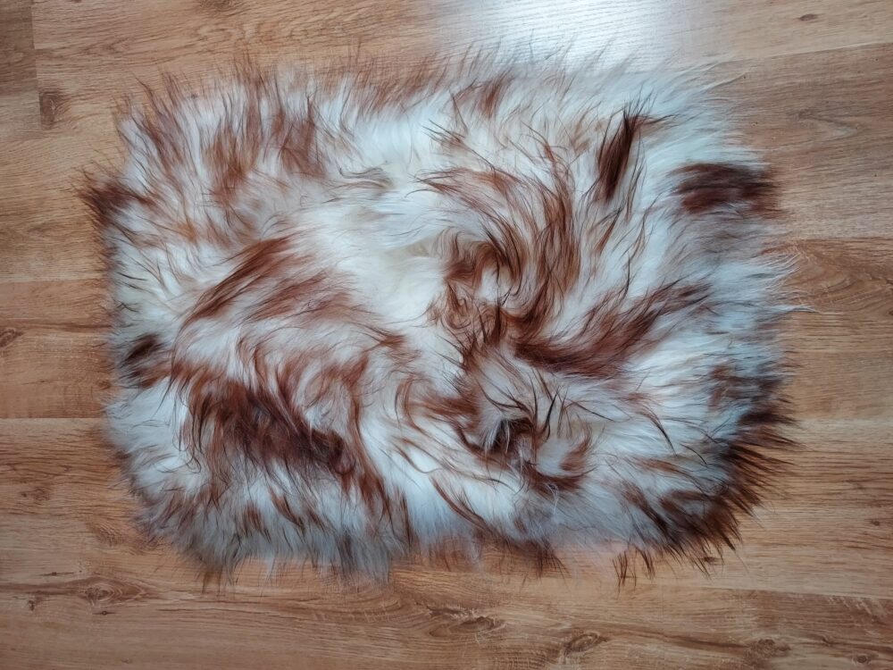 Sheepskin Bed Rug 60×40 cm Carpets and bedspreads Producent owczych skór dekoracyjnych | Tannery Sheepskin | KalSkór 3