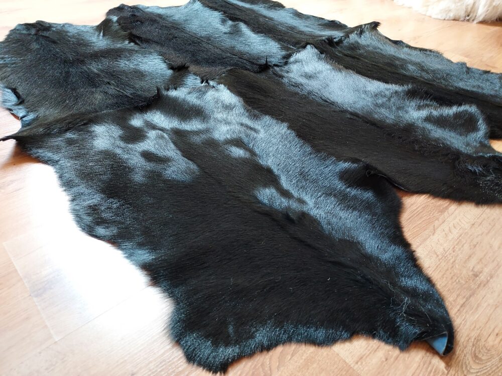 Natural Goatskin Leather Rug Carpets and bedspreads Producent owczych skór dekoracyjnych | Tannery Sheepskin | KalSkór 4
