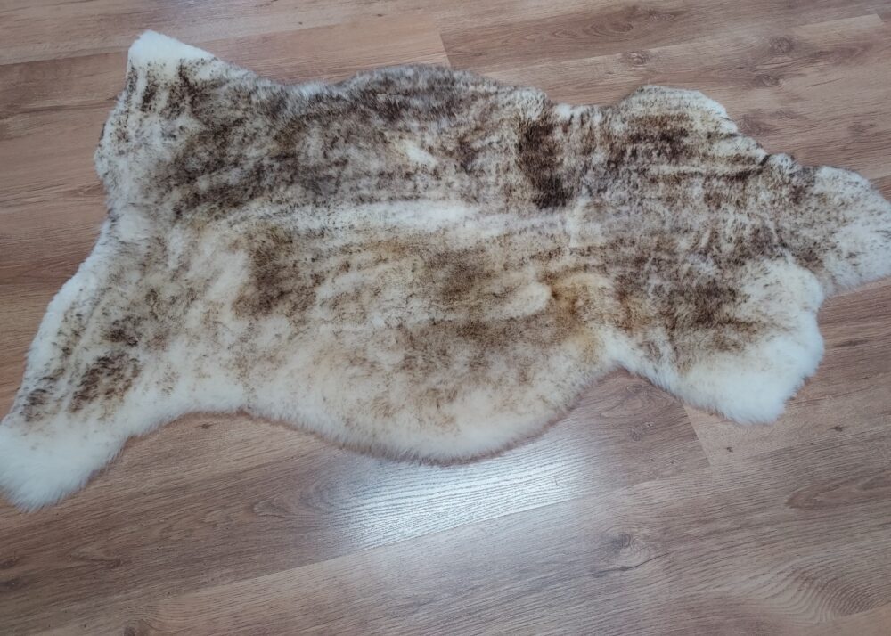 Skóra Owcza Muflon Brąz Krótki Włos Skóry Owcze Muflon Producent owczych skór dekoracyjnych | Tannery Sheepskin | KalSkór 3